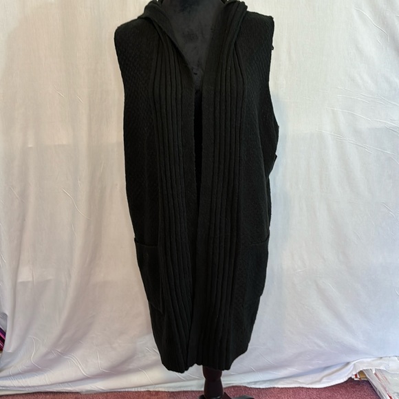 NWT Verve‎ Ami Black Long Hooded Sweater Vest in Size 1X - Picture 3 of 14